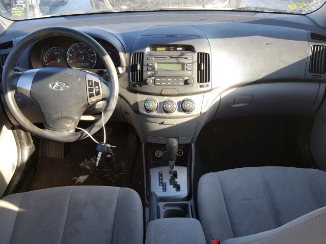 KMHDU4AD6AU881016 - 2010 HYUNDAI ELANTRA BL SILVER photo 9