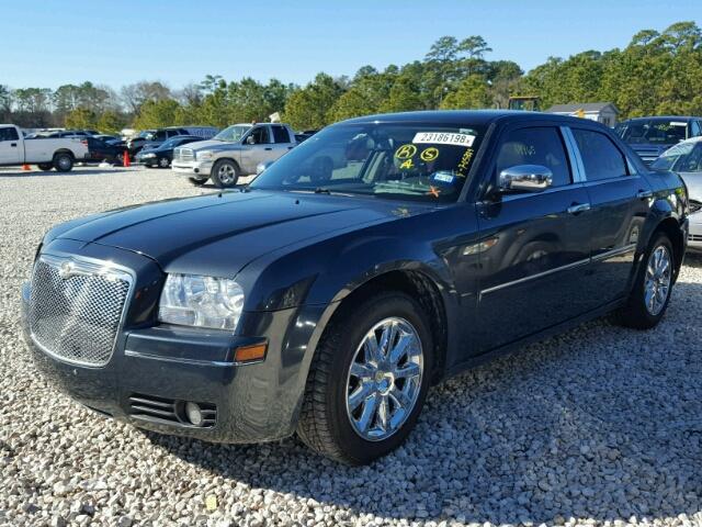 2C3KA53G87H705389 - 2007 CHRYSLER 300 TOURIN GRAY photo 2