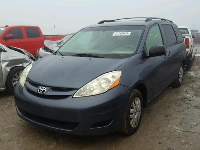 5TDKK4CC4AS309680 - 2010 TOYOTA SIENNA CE BLUE photo 2