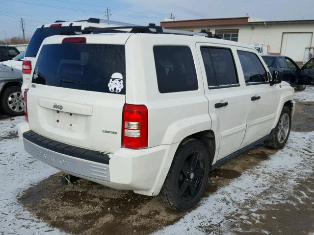 1J8FT48W47D344900 - 2007 JEEP PATRIOT LI WHITE photo 4