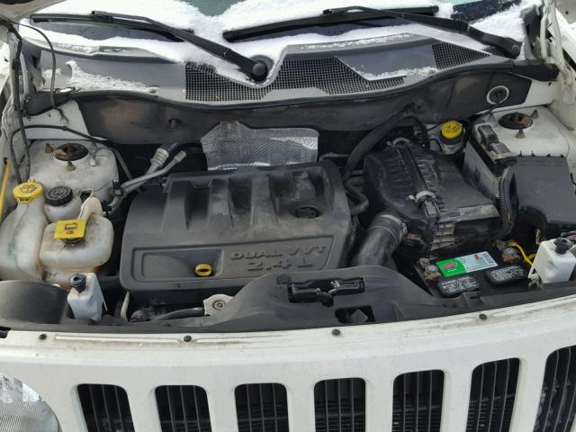 1J8FT48W47D344900 - 2007 JEEP PATRIOT LI WHITE photo 7