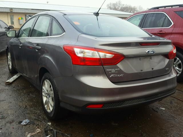 1FAHP3H25CL189937 - 2012 FORD FOCUS SEL GRAY photo 3
