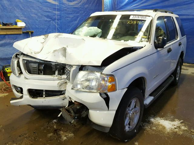 1FMZU73K44ZA92227 - 2004 FORD EXPLORER X WHITE photo 2