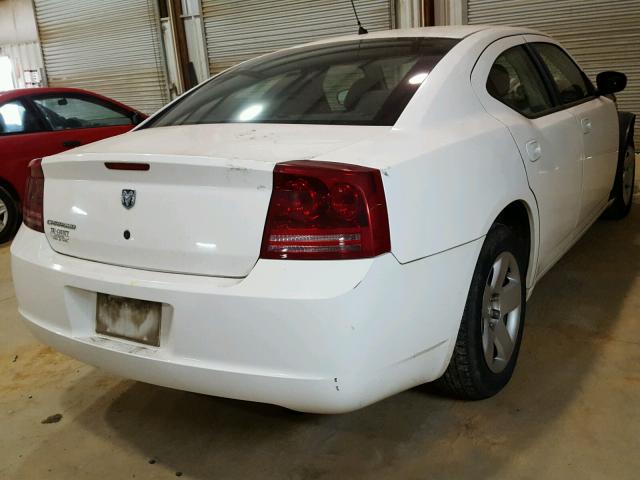 2B3KA43R08H215426 - 2008 DODGE CHARGER WHITE photo 4