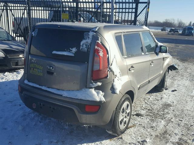 KNDJT2A56D7515857 - 2013 KIA SOUL GRAY photo 4