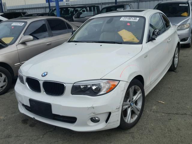 WBAUP9C5XDVS94764 - 2013 BMW 128 I WHITE photo 2