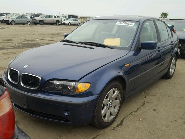 WBAET37403NJ39671 - 2003 BMW 325 I BLUE photo 2