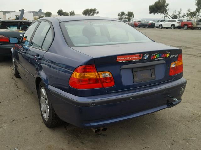 WBAET37403NJ39671 - 2003 BMW 325 I BLUE photo 3