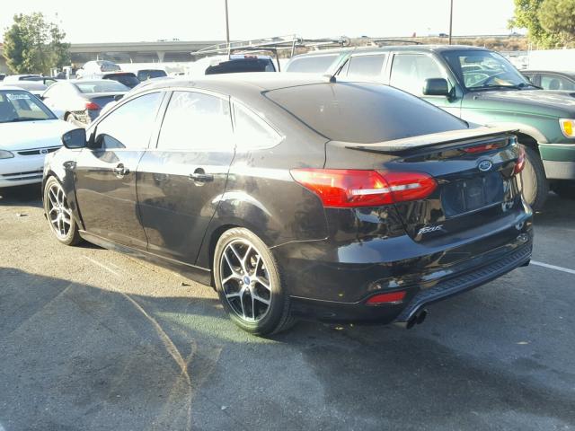 1FADP3F25GL246550 - 2016 FORD FOCUS SE BLACK photo 3