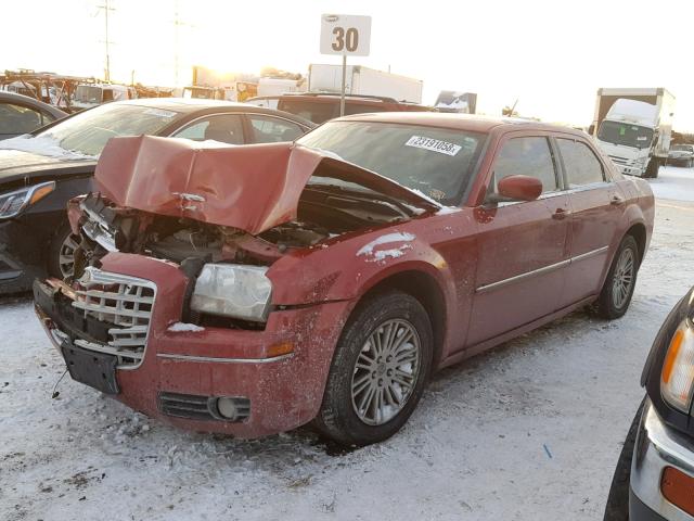 2C3KA53G18H320712 - 2008 CHRYSLER 300 TOURIN RED photo 2