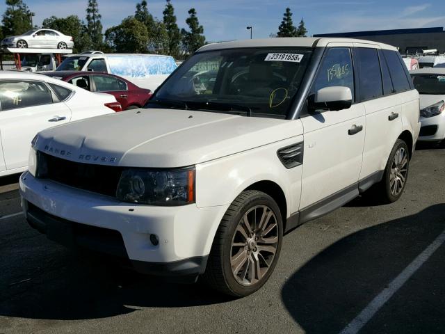 SALSK2D48AA244172 - 2010 LAND ROVER RANGE ROVE WHITE photo 2