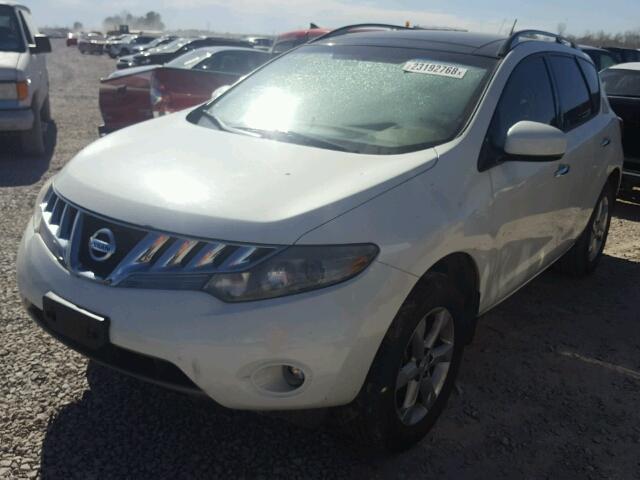 JN8AZ18U39W100700 - 2009 NISSAN MURANO S WHITE photo 2