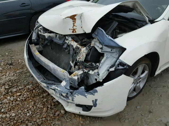 JH4CU2F61AC000029 - 2010 ACURA TSX WHITE photo 9