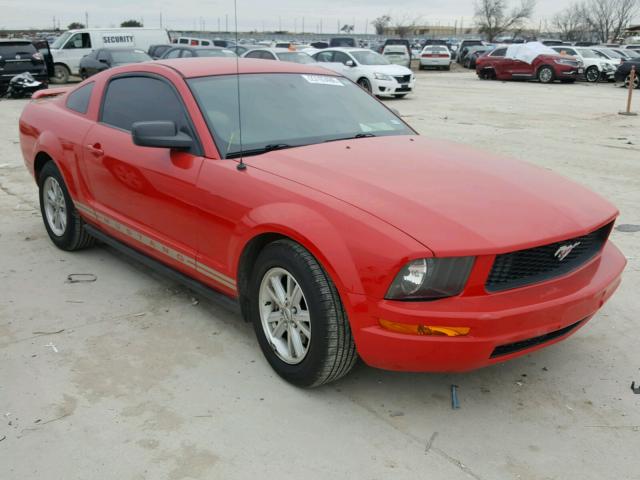 1ZVFT80N465140928 - 2006 FORD MUSTANG RED photo 1