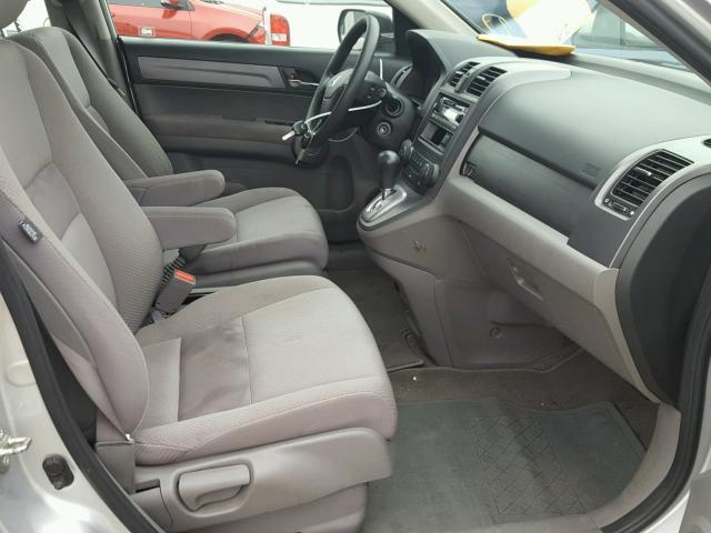 5J6RE48359L068847 - 2009 HONDA CR-V LX SILVER photo 5