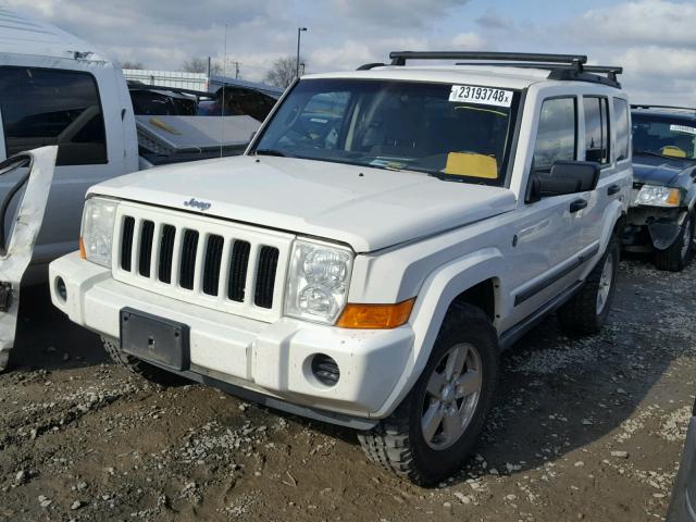 1J8HG48N76C212139 - 2006 JEEP COMMANDER WHITE photo 2