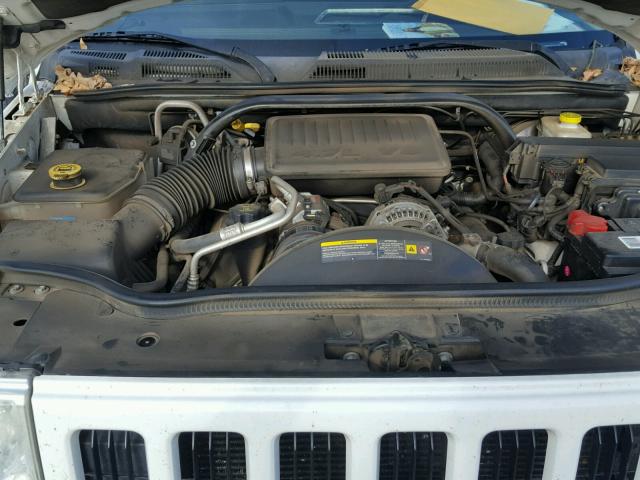 1J8HG48N76C212139 - 2006 JEEP COMMANDER 白色 照片 7