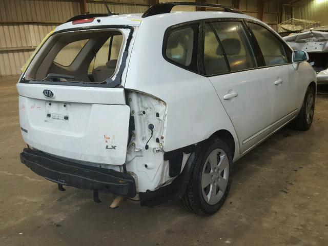 KNAFG528897238492 - 2009 KIA RONDO BASE WHITE photo 4