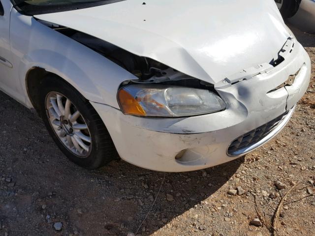 1C3EL56R82N227902 - 2002 CHRYSLER SEBRING LX WHITE photo 9