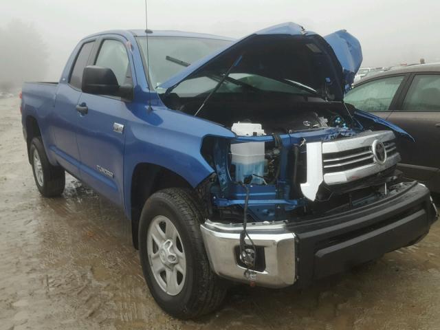 5TFUY5F12HX594455 - 2017 TOYOTA TUNDRA DOU BLUE photo 1