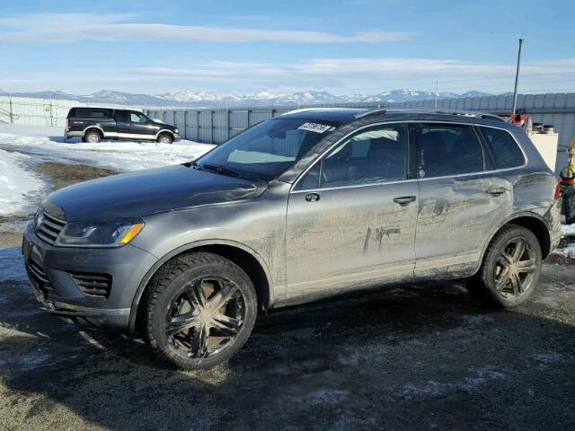 WVGRF7BP7HD002790 - 2017 VOLKSWAGEN TOUAREG WO GRAY photo 9