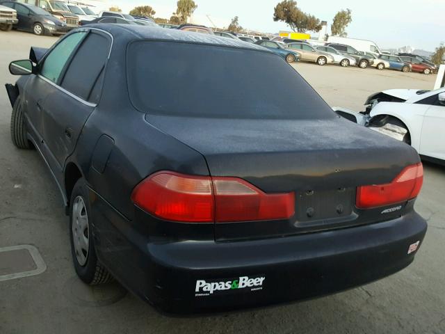 1HGCF8547XA015140 - 1999 HONDA ACCORD DX BLACK photo 3