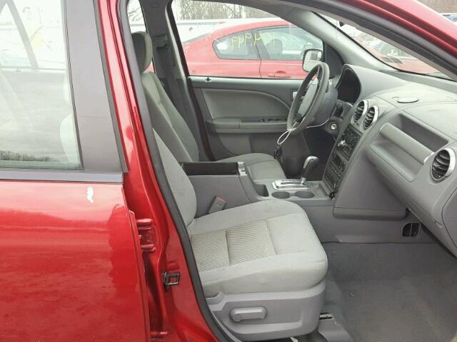 1FMDK01185GA59956 - 2005 FORD FREESTYLE RED photo 5