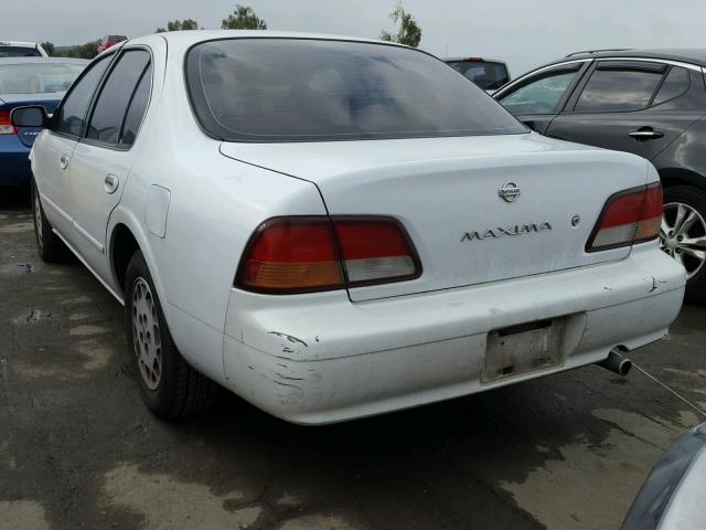 JN1CA21DXVT842022 - 1997 NISSAN MAXIMA GLE WHITE photo 3