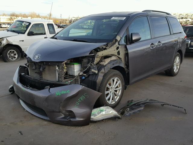 5TDKK3DC5BS024321 - 2011 TOYOTA SIENNA LE GRAY photo 2