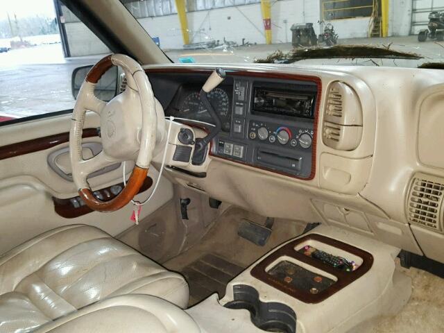 1GYEK13R2XR402148 - 1999 CADILLAC ESCALADE BROWN photo 9