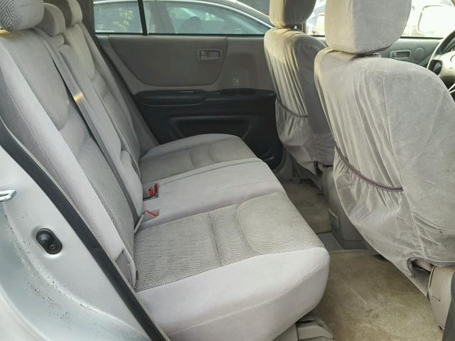 JTEHF21A020085540 - 2002 TOYOTA HIGHLANDER SILVER photo 6