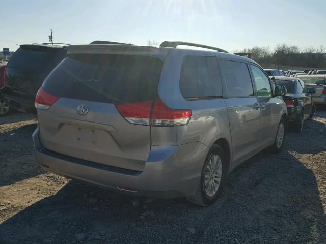 5TDYK3DC4DS299076 - 2013 TOYOTA SIENNA XLE SILVER photo 4