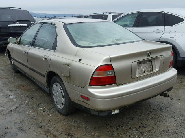 1HGCD563XSA086416 - 1995 HONDA ACCORD LX TAN photo 3