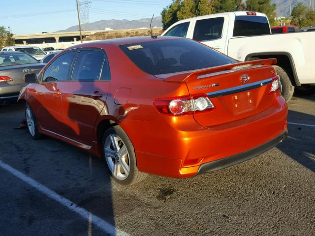 2T1BU4EEXDC066771 - 2013 TOYOTA COROLLA BA ORANGE photo 3