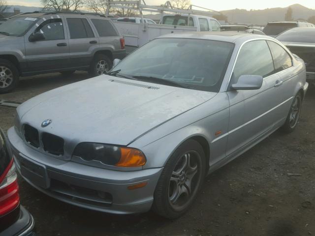 WBABM5347YJN92850 - 2000 BMW 328 CI SILVER photo 2