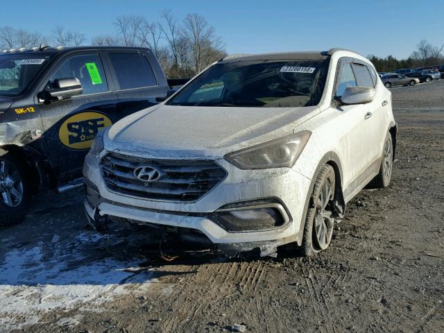 5XYZWDLA3HG420889 - 2017 HYUNDAI SANTA FE S WHITE photo 2