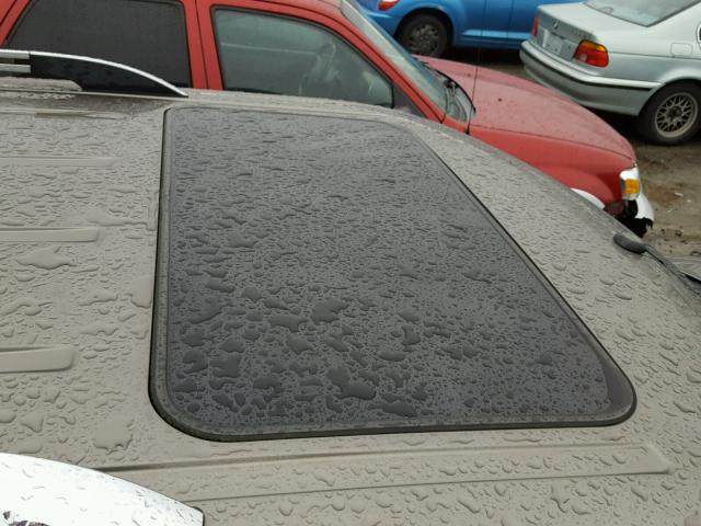 5LMEU78H83ZJ01986 - 2003 LINCOLN AVIATOR 银色 照片 9