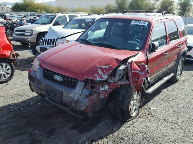 1FMYU03185KA43651 - 2005 FORD ESCAPE XLT RED photo 2