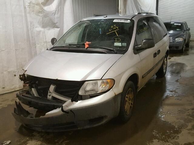 1D4GP25E07B258966 - 2007 DODGE CARAVAN SE SILVER photo 2