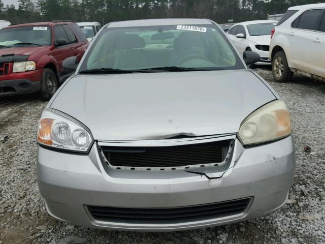 1G1ZS51F06F227589 - 2006 CHEVROLET MALIBU LS SILVER photo 9