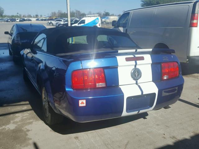 1ZVFT84NX65153631 - 2006 FORD MUSTANG BLUE photo 3