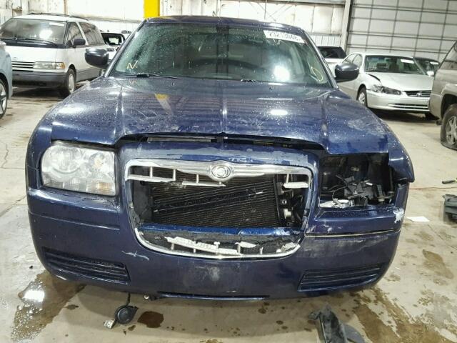 2C3LA43R76H138039 - 2006 CHRYSLER 300 BLUE photo 9