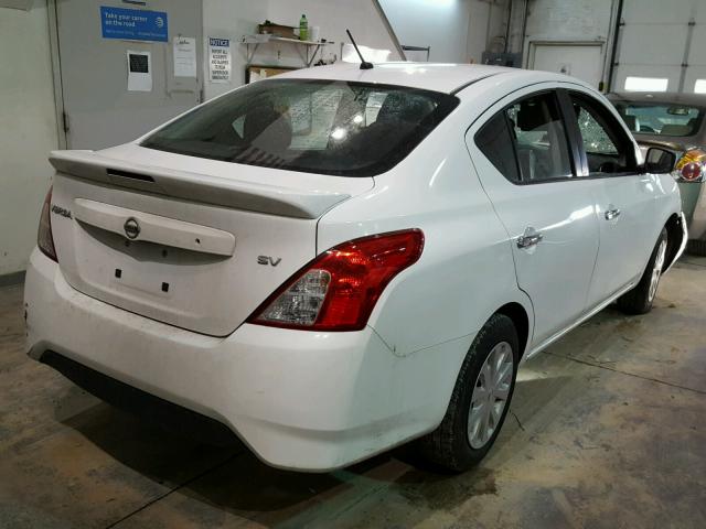 3N1CN7APXHK461667 - 2017 NISSAN VERSA S WHITE photo 4