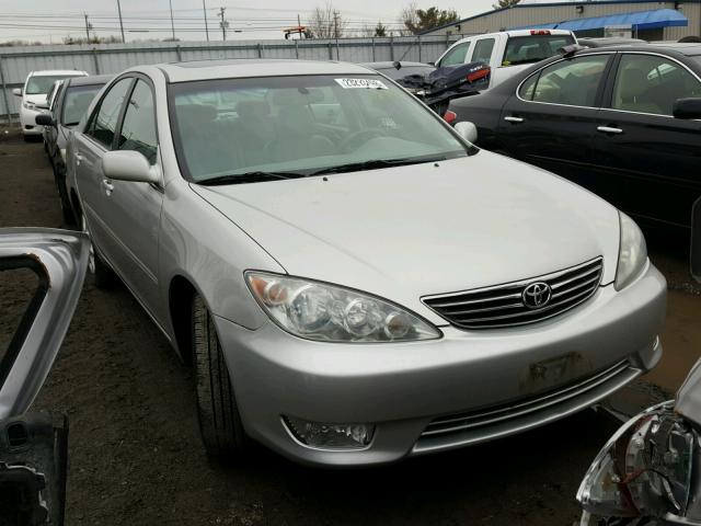 4T1BF30K95U086026 - 2005 TOYOTA CAMRY LE SILVER photo 1