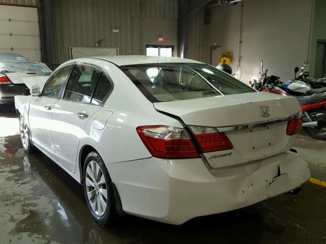 1HGCR2F85FA174095 - 2015 HONDA ACCORD EXL WHITE photo 3