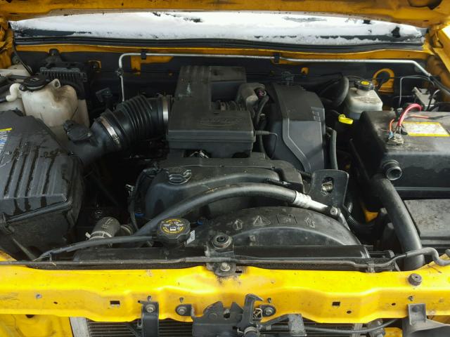 1GCDT136148221239 - 2004 CHEVROLET COLORADO YELLOW photo 7