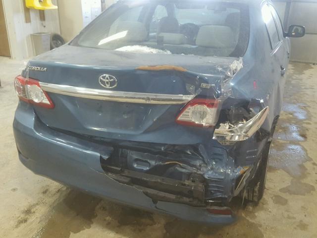 5YFBU4EE2DP132455 - 2013 TOYOTA COROLLA BA BLUE photo 9