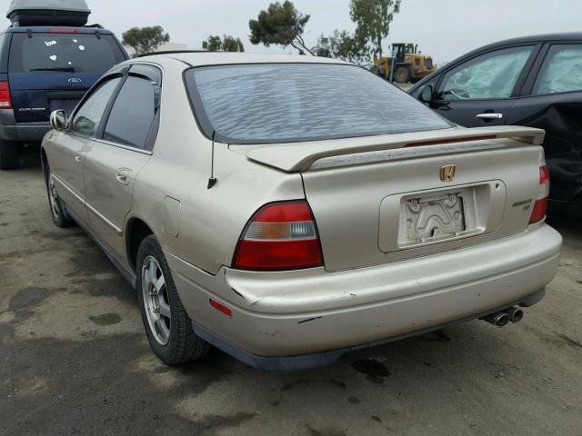 1HGCD5668RA102746 - 1994 HONDA ACCORD EX BROWN photo 3