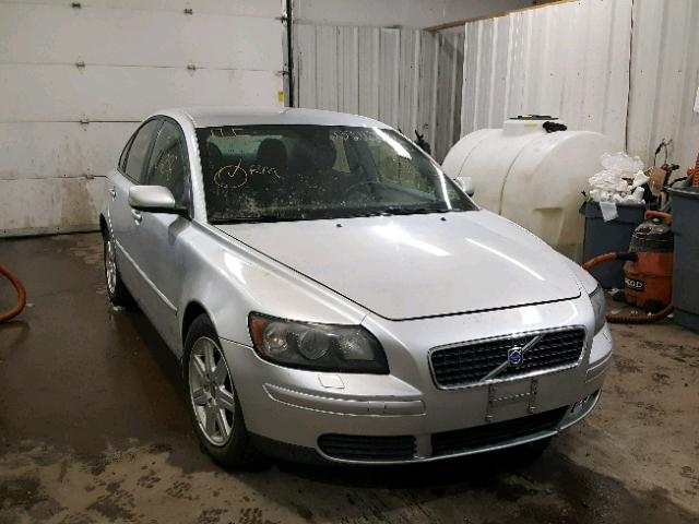 YV1MS382762190437 - 2006 VOLVO S40 2.4I SILVER photo 1