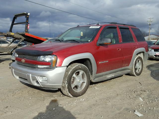 1GNDT13S742327346 - 2004 CHEVROLET TRAILBLAZE RED photo 2